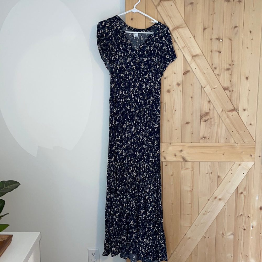 Old navy blue floral print maxi dress size large tall